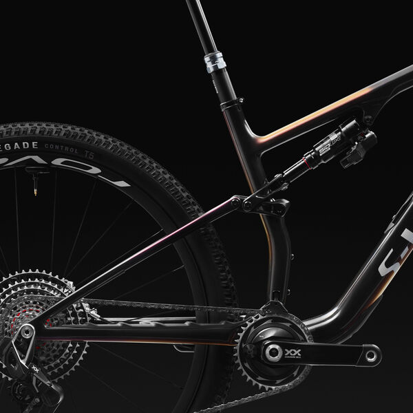 90324-00epic-sw-carb-vivpnkmet